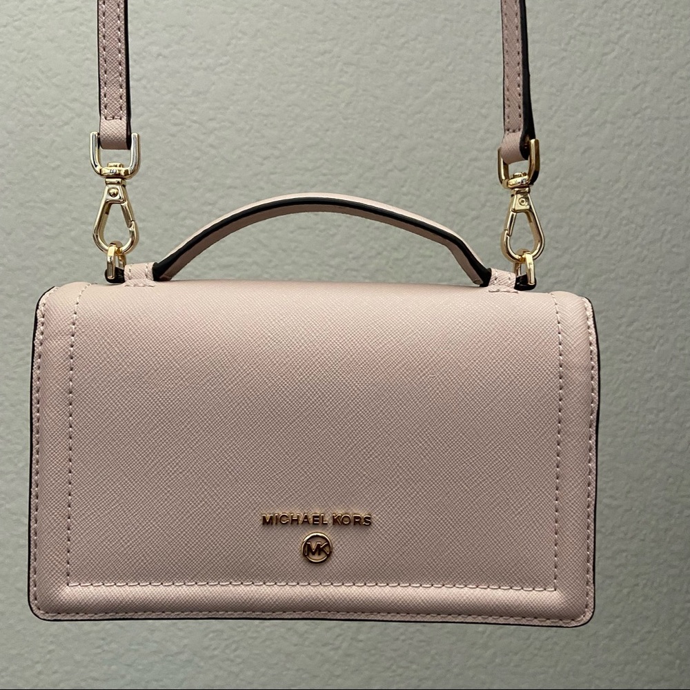 Michael Kors Jet Set Small Smartphone Convertible Crossbody Bag Clutch